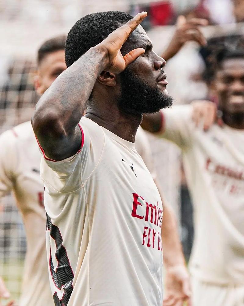 CBA爆大冷！首钢遭逆转，深圳狂输29分，最新积分榜如下